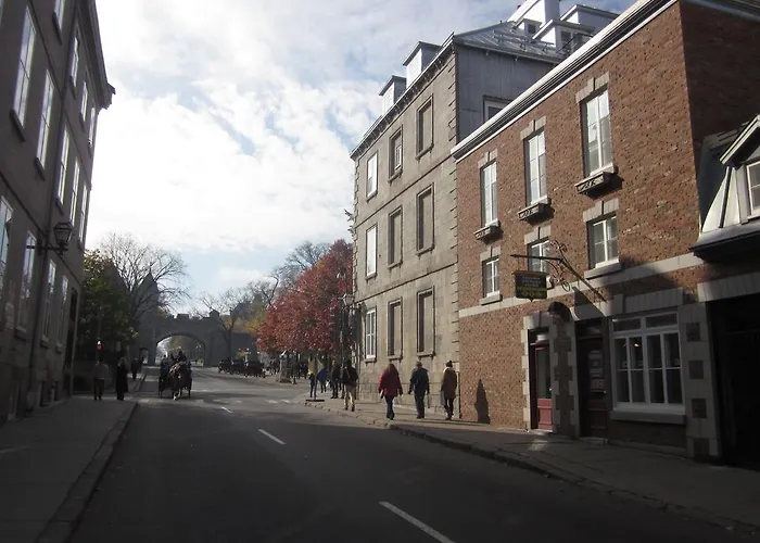 Hotel Manoir De L'Esplanade Quebec City